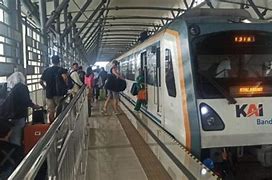 Cara Naik Kereta Api Dari Bandara Kualanamu Ke Medan